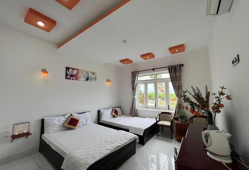 đà Lạt Ninh Chữ Hotel & Coffee