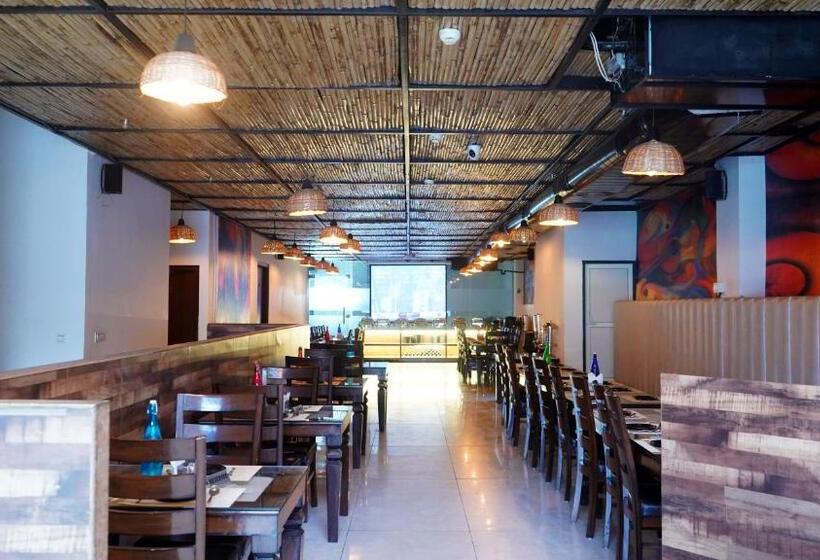 Aa Hotels & Resorts Zirakpur