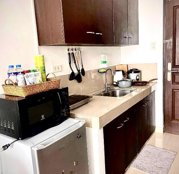 Affordable Buenbyahe Staycation In Urban Deca Tower Edsa, F Residences And The Regalia Park Tower Cu