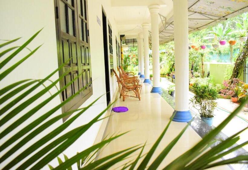 Общежитие Delight View Retreat