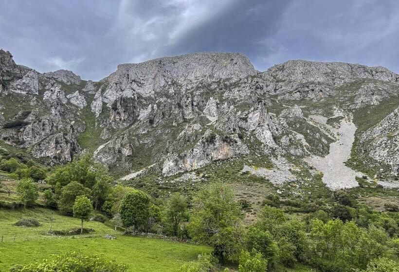 هاستل Posada Cabañes