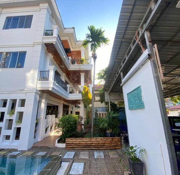 הוסטל Retro Quarter Mb