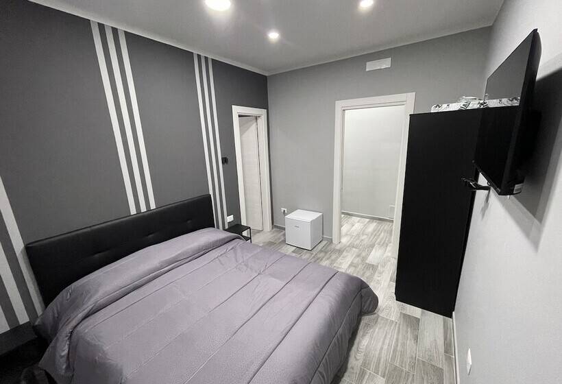 צימר Airport Napoli