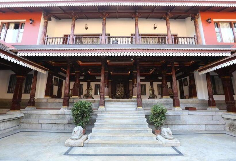 住宿加早餐  Aralaguppe Heritage I Full On Activity I Swimming Pool I Chikmagalūr