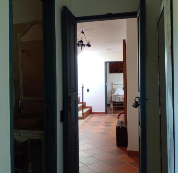 تختخواب و صبحانه Casa Silva   Hotel Cafe