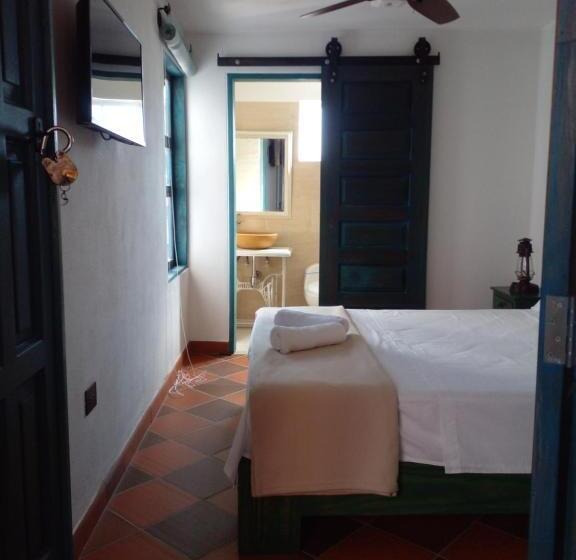 مبيت وإفطار Casa Silva   Hotel Cafe