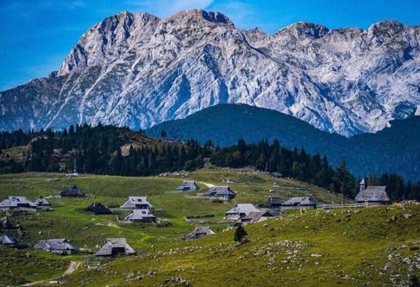 تختخواب و صبحانه Domžalski Dom Na Veliki Planini