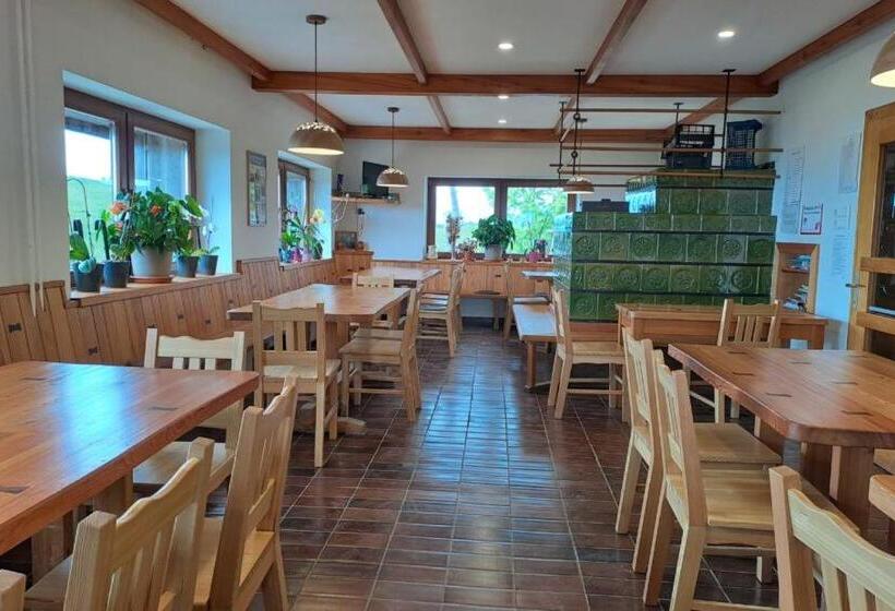 تختخواب و صبحانه Domžalski Dom Na Veliki Planini