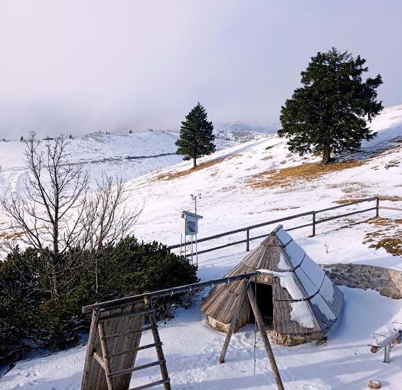 تختخواب و صبحانه Domžalski Dom Na Veliki Planini