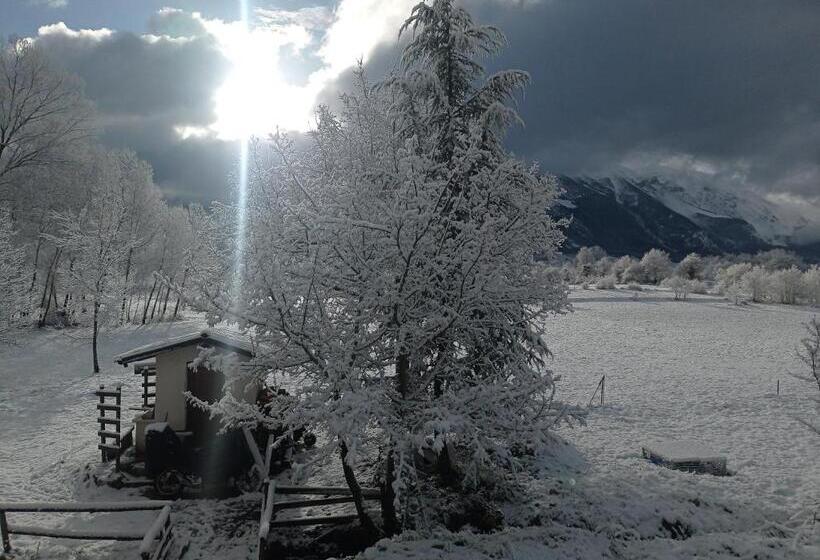 צימר Famiglia Nel Vento