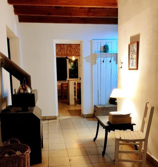 ベッドアンドブレックファースト Habitación En Casa Con Amplio Jardin