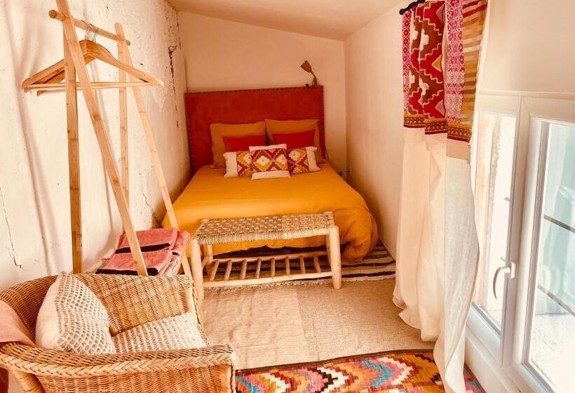 ベッドアンドブレックファースト Maison Consulaire Chambre D Hote De Charme