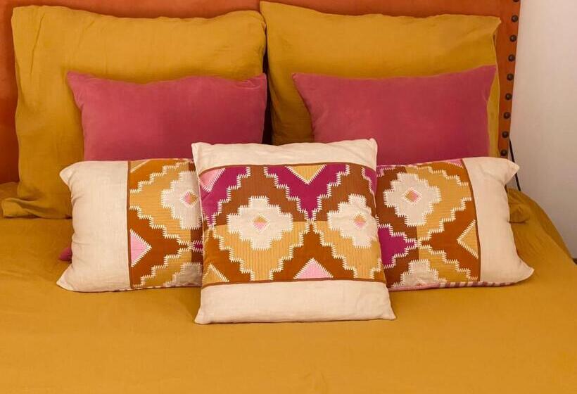 ベッドアンドブレックファースト Maison Consulaire Chambre D Hote De Charme