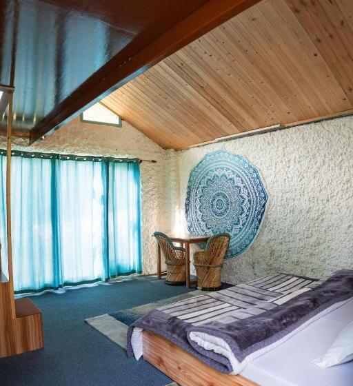 مبيت وإفطار Manzil Cafe & Stay