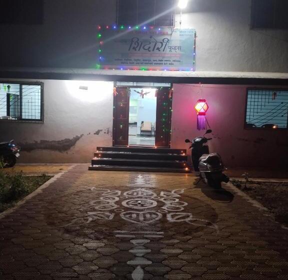 민박 Shidori Foods