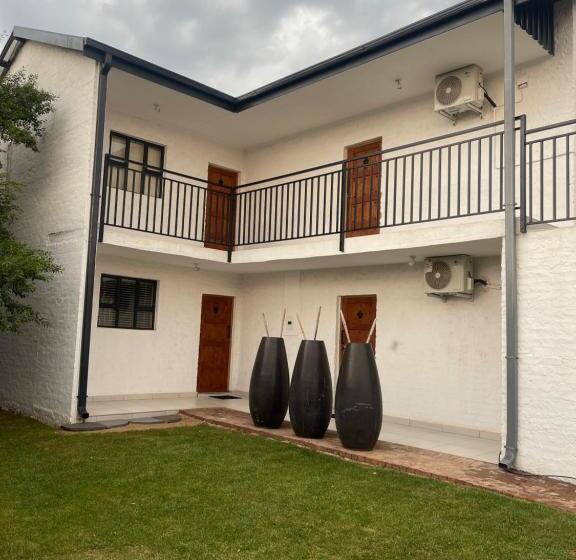 ベッドアンドブレックファースト Village Guest Rooms