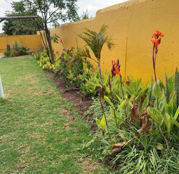 Bobirwa Resort & Accomodation