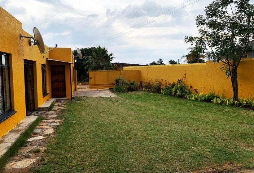 Bobirwa Resort & Accomodation