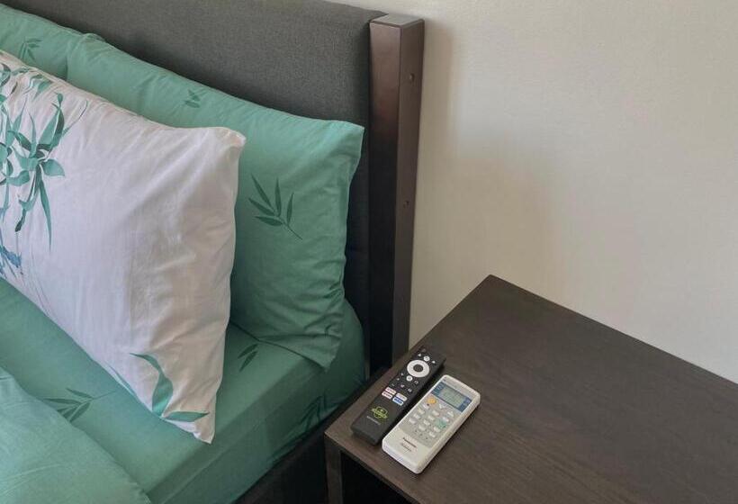 Condo • Wifi Up To 100mbps • Pool • Netflix&chill