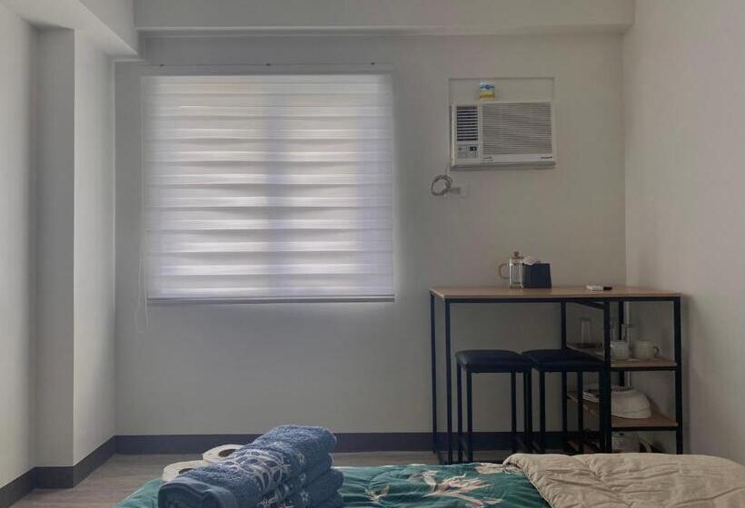 Condo • Wifi Up To 100mbps • Pool • Netflix&chill