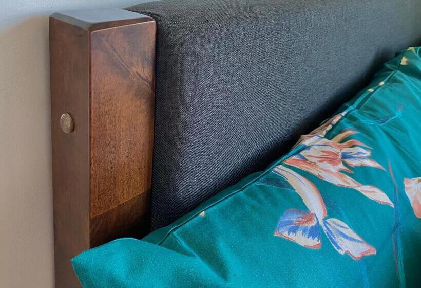 Condo • Wifi Up To 100mbps • Pool • Netflix&chill