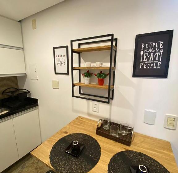 Flat Lake Side Decoração Retrô