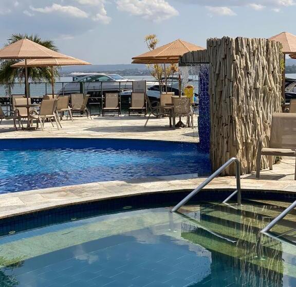 Flat Lake Side Decoração Retrô