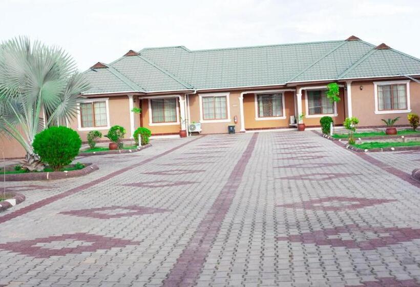 Gezat Park Hotel And Apartments