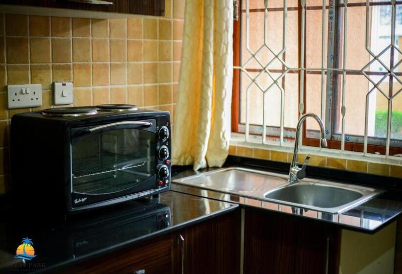 Gezat Park Hotel And Apartments