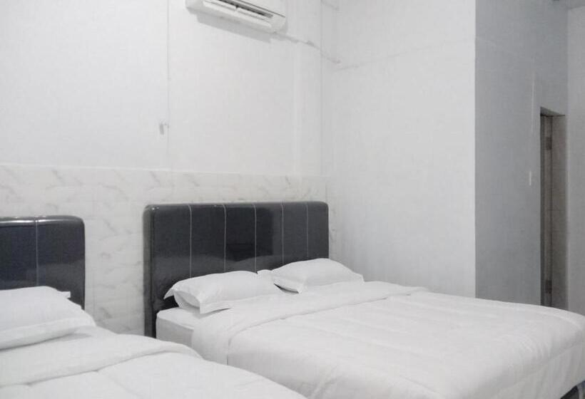 ホテル 889 Syariah Redpartner Banda Aceh