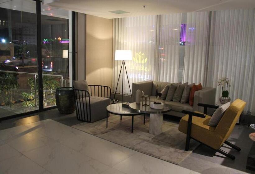 בית מלון כפרי Al Muhaidb Residence Jawazat