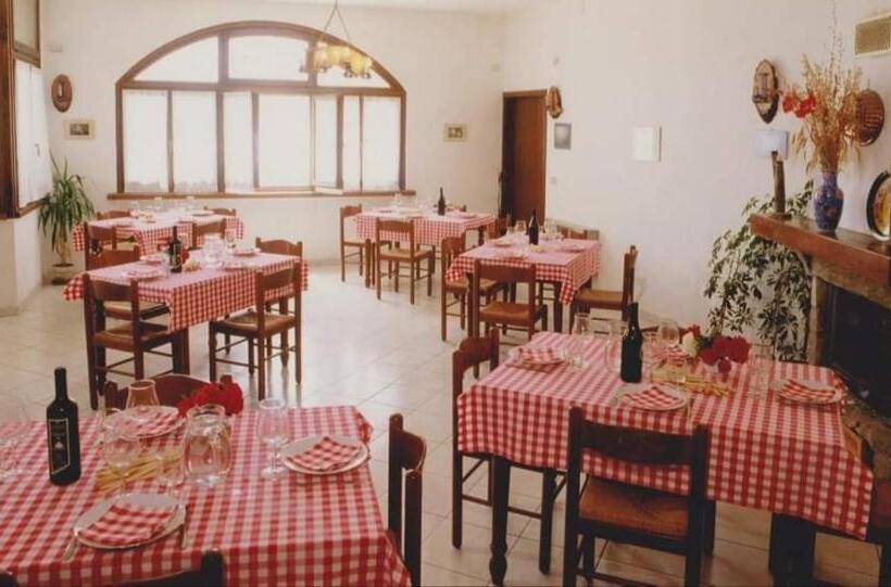 בית מלון כפרי Az. Agr. Cascina Castellera