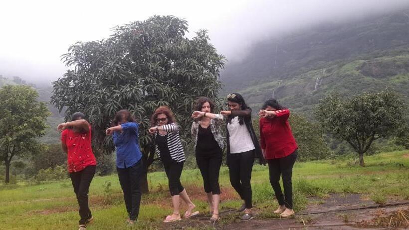 호텔 Bhandardara Natural Camping And Stay