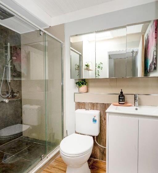 هتل Boho Coastal Vibes