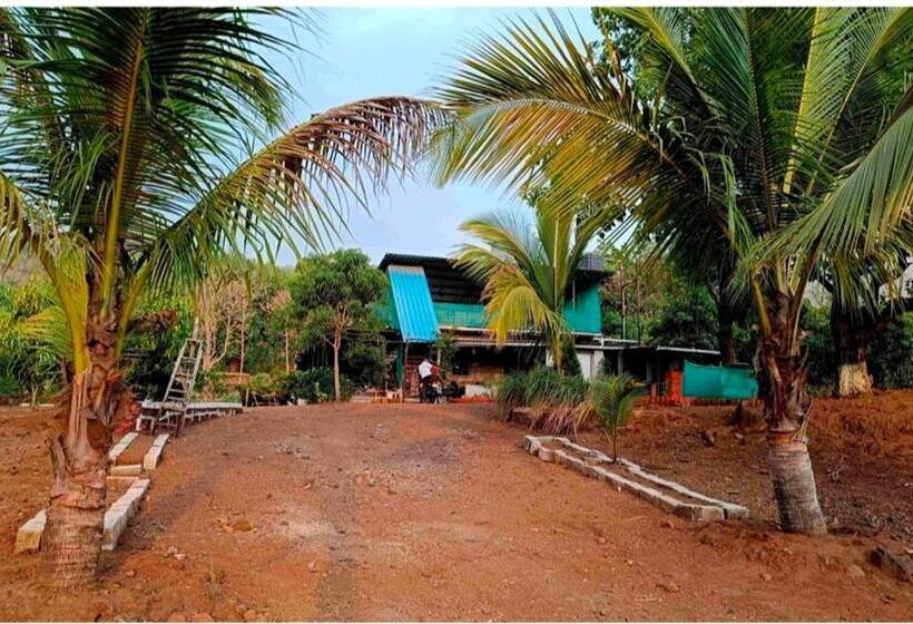 בית מלון כפרי Bonfire Farmhouse