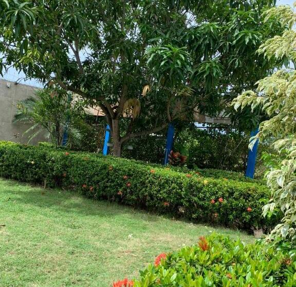 בית מלון כפרי Cabaña Manzuren