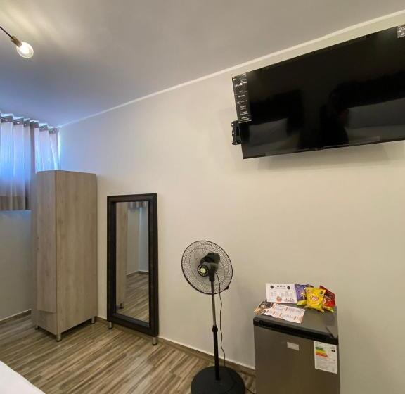 هتل Ciudad Del Sol Hostel