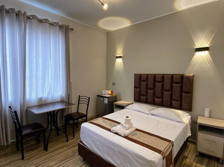 هتل Ciudad Del Sol Hostel