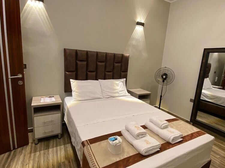 هتل Ciudad Del Sol Hostel