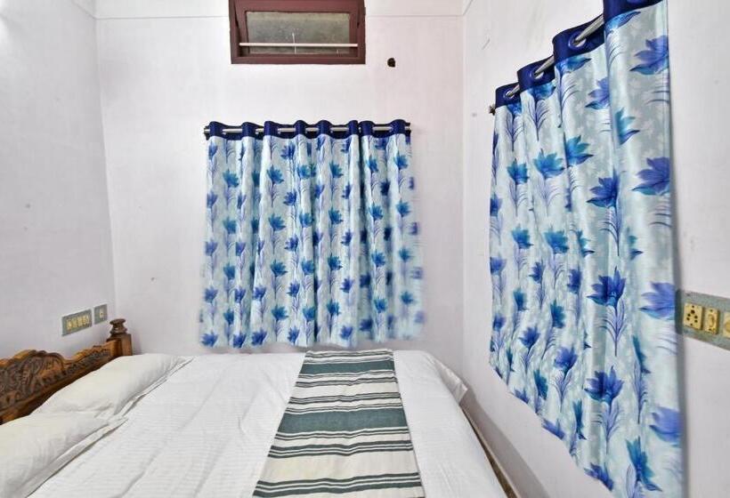 هتل Coral Home Stay