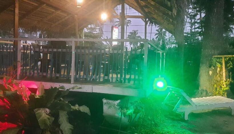 호텔 Dilhar Resort And Sea Point