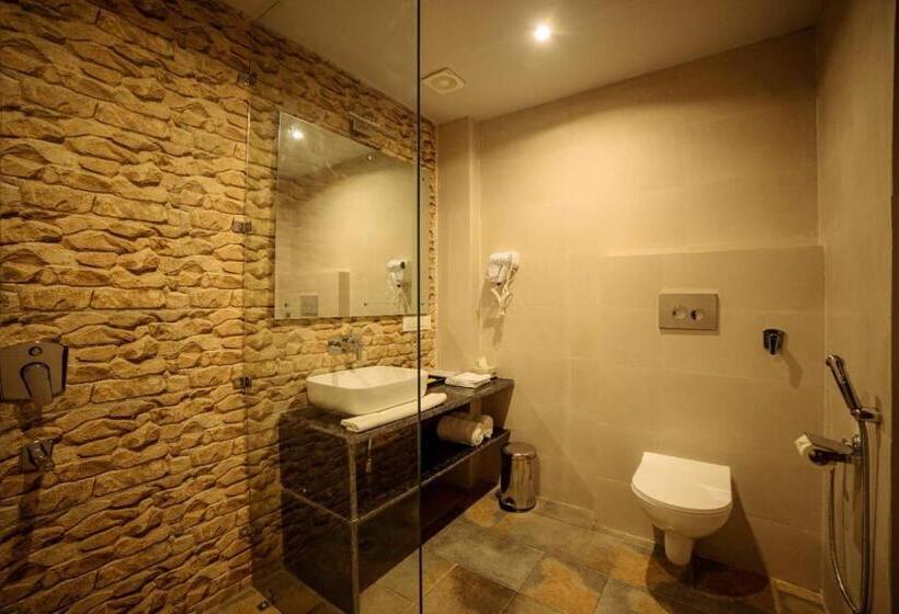 בית מלון כפרי Eko Resort Vanya   Jim Corbett