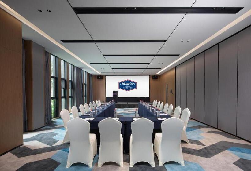 בית מלון כפרי Hampton By Hilton Wuhan Optics Valley