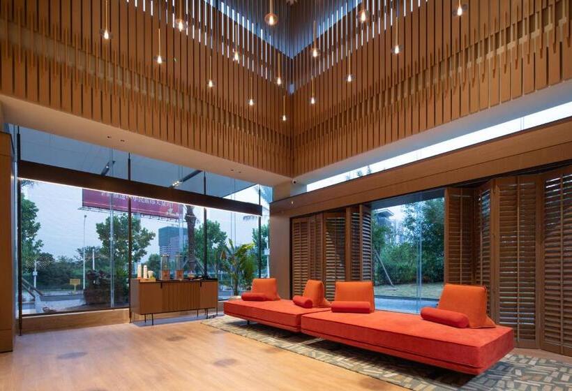 בית מלון כפרי Hampton By Hilton Wuhan Optics Valley