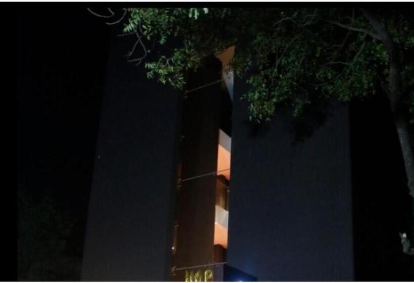 فندق Harison Royale, Wardha