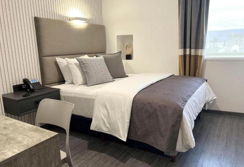 בית מלון כפרי Hunico