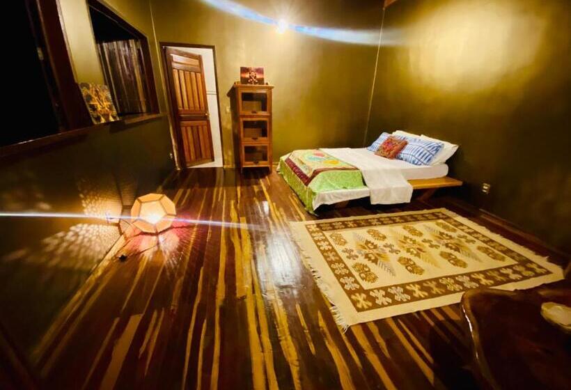 בית מלון כפרי Kalis Inn