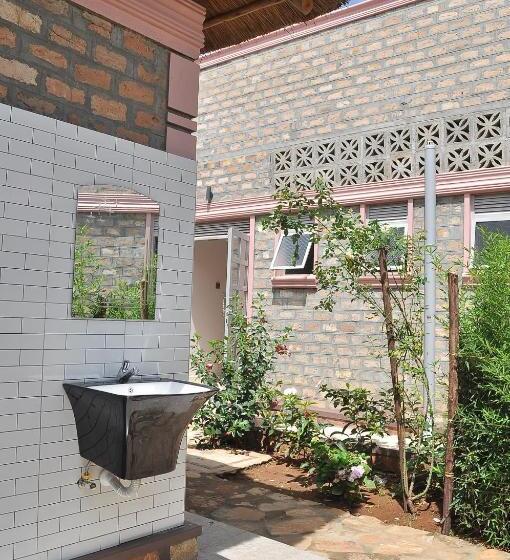 هتل Krim Holiday Resort