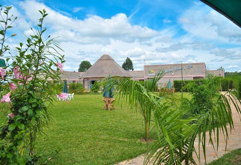 هتل Krim Holiday Resort