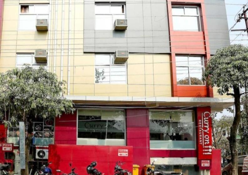 Отель Krishna Galaxy